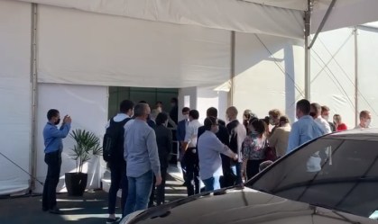 Governo de São Paulo entrega hospital de campanha no Ibirapuera