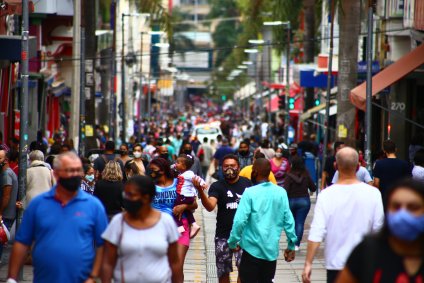 Movimentação no centro de Campinas, em São Paulo, em meio a pandemia da Covid-19