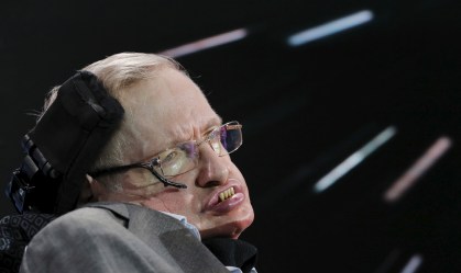 Escritório e arquivos de Stephen Hawking serão preservados no Reino Unido