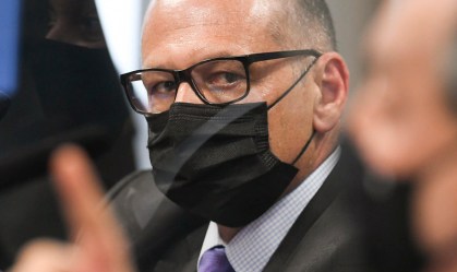 Diretor do Instituto Butantan, Dimas Tadeu Covas, presta depoimento à CPI