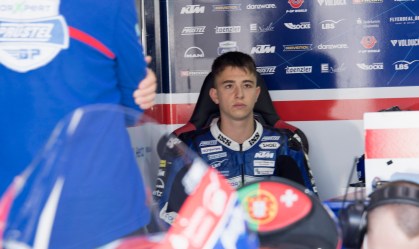 Jason Dupasquier, piloto de Moto3 de 19 anos, morreu após acidente grave