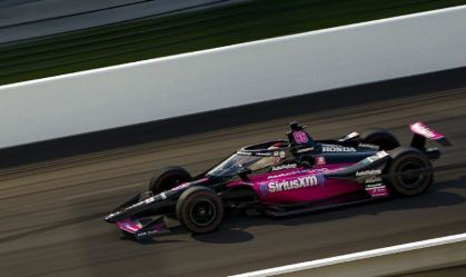 Hélio Castroneves vence pela quarta vez as 500 Milhas de Indianápolis