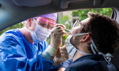 Los Angeles é a primeira cidade nos EUA a oferecer testes gratuitos de COVID-19