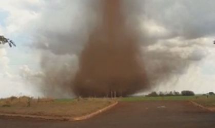 Redemoinho assusta moradores no Sul de Goiás