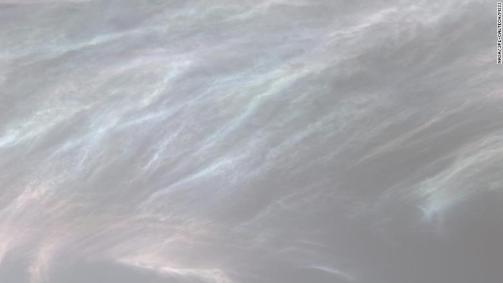 Nuvens iridescentes na atmosfera de Marte