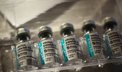 AstraZeneca diz que tratamento com anticorpos não impediu Covid sintomática