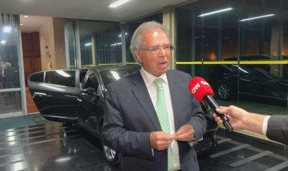 O ministro da Economia, Paulo Guedes, em entrevista à CNN