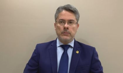 O senador suplente da CPI da Pandemia Alessandro Vieira em entrevista à CNN