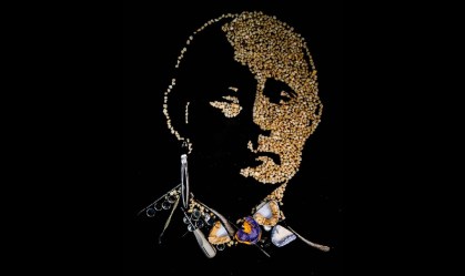 Artista russa criou retrato de Putin com cerca de 500 dentes humanos