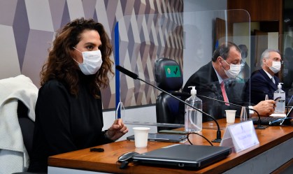 'Tratamento precoce é discussão delirante’, diz Luana Araújo à CPI da Pandemia