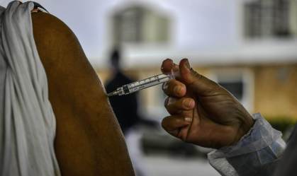 Salvador antecipa aplicação de segunda dose de vacina contra Covid-19