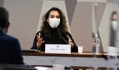 Médica infectologista Luana Araújo presta depoimento à CPI da Pandemia