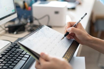 calendário, feriados