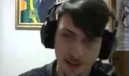 Filho de Bolsonaro, Jair Renan ironiza coronavírus em vídeo: 'Gripezinha'