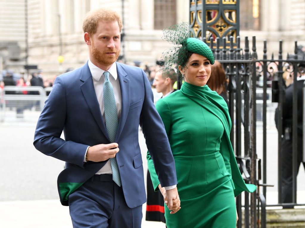 Príncipe Harry, Elton John e mais terão que pagar £ 9,5 milhões a tabloide