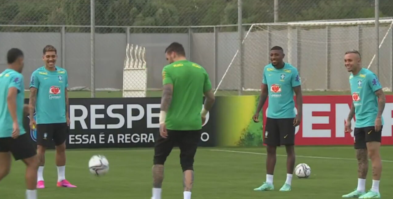 Seleção Brasileira treina para partida contra o Paraguai (06.Jun.2021)