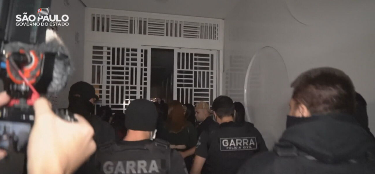 Festa clandestina em São Paulo (06.Jun.2021)