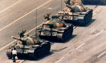 Homem do tanque: como jornalistas contrabandearam foto da Praça da Paz Celestial