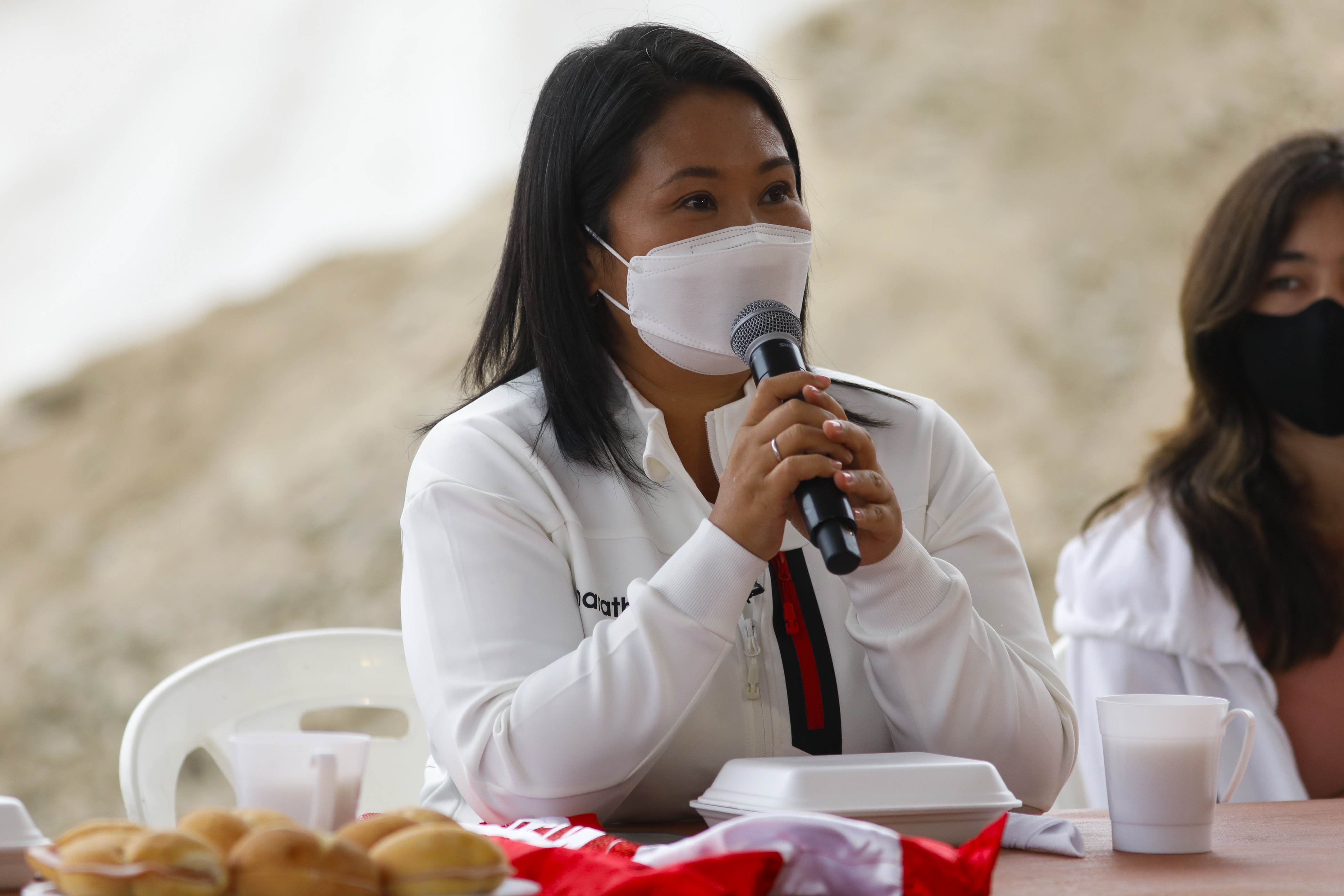 Keiko Fujimori lidera apuração de eleição presidencial no Peru