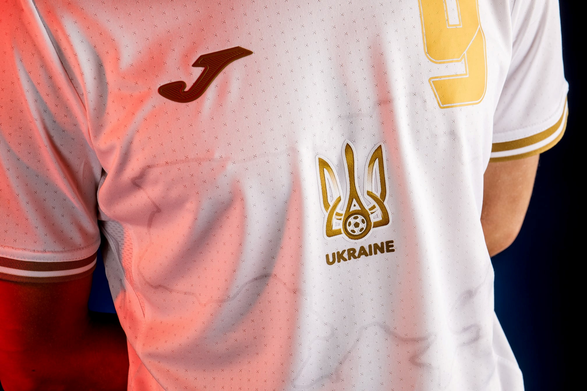 Novo uniforme da seleção da Ucrânia