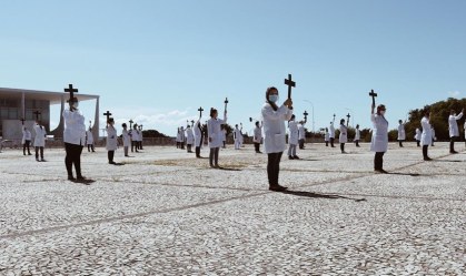 108 profissionais de enfermagem já morreram por Covid-19, diz Cofen