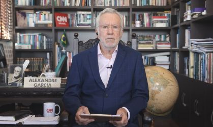 Alexandre Garcia: Renan errou e mostrou povo vibrando com chegada do presidente