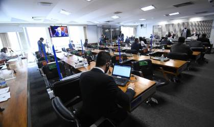 Sem depoimento de Lima, CPI recorre a 'plano B' e vota requerimentos
