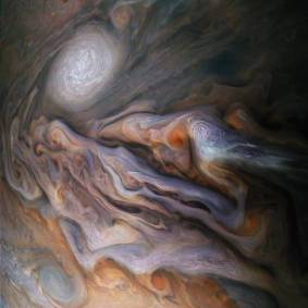 Nuvens de Júpiter capturadas pela missão Juno