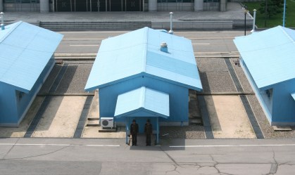 Coreia do Norte e do Sul trocam tiros na fronteira