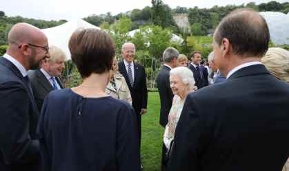 Rainha Elizabeth encontra líderes do G7 no Reino Unido