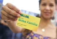 Bolsa Família faz último pagamento após 18 anos e aguarda definição do Auxílio Brasil