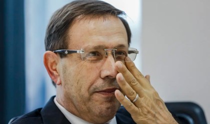 Alpargatas alega calote de Carlos Wizard e vai à Justiça