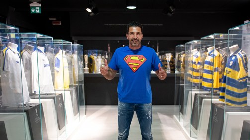 Parma anunciou volta do goleiro Gianluigi Buffon ao clube, após 20 anos