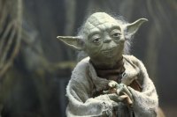 George Lucas revela origem do jeito peculiar de falar de Yoda