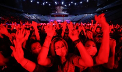 Show teste "Ambition Live Again" na Arena Accor, Paris