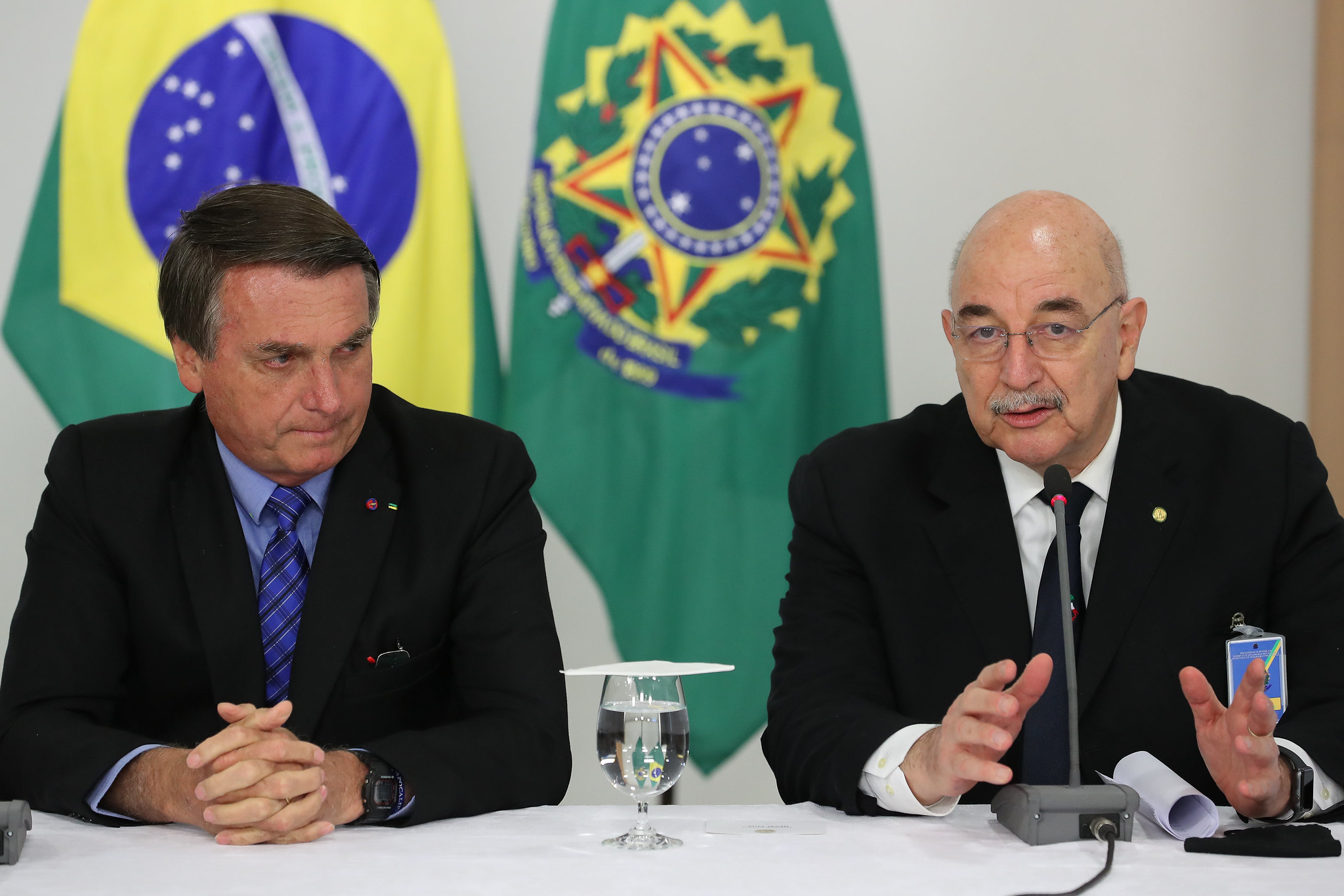 O presidente Jair Bolsonaro e o deputado federal Osmar Terra em evento O presidente Jair Bolsonaro e o deputado federal Osmar Terra em evento