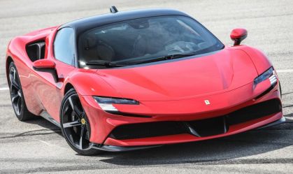 Ferrari SF90 Stradale