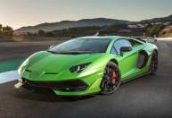 Lamborghini adia lançamento de 1º elétrico da marca para 2029