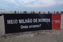 ONG faz protesto no Rio em memória dos mais de 500 mil mortos pela Covid-19