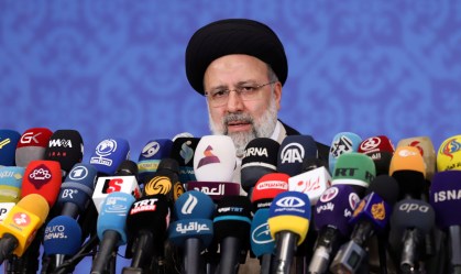 Presidente eleito do Irã, Ebrahim Raisi, durante entrevista coletiva em Teerã