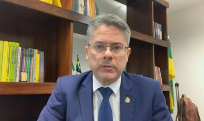 Alessandro Vieira diz à CNN não ter decidido se tentará Presidência ou governo estadual