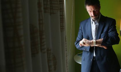 Magnata John McAfee