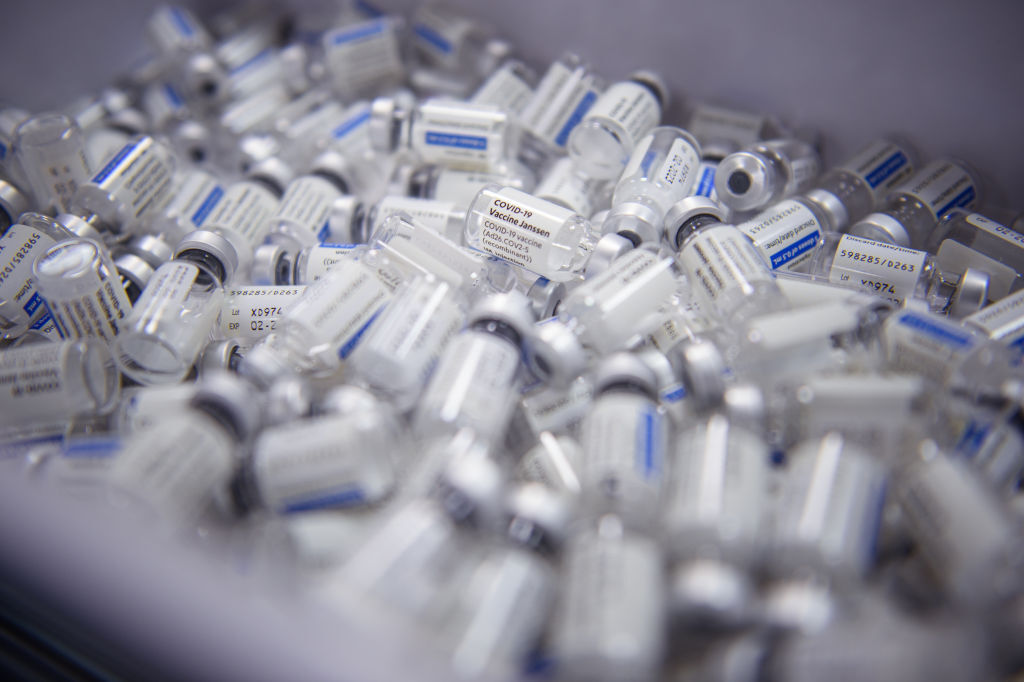 Diversas doses da vacina da Janssen Diversas doses da vacina da Janssen