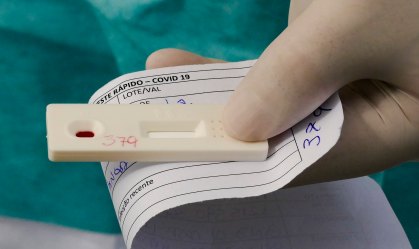 Brasil registra 600 mortes por COVID-19 em 24h, maior número para um dia