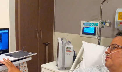 Enfermeiras realizam encontro virtual entre casal que contraiu a Covid-19