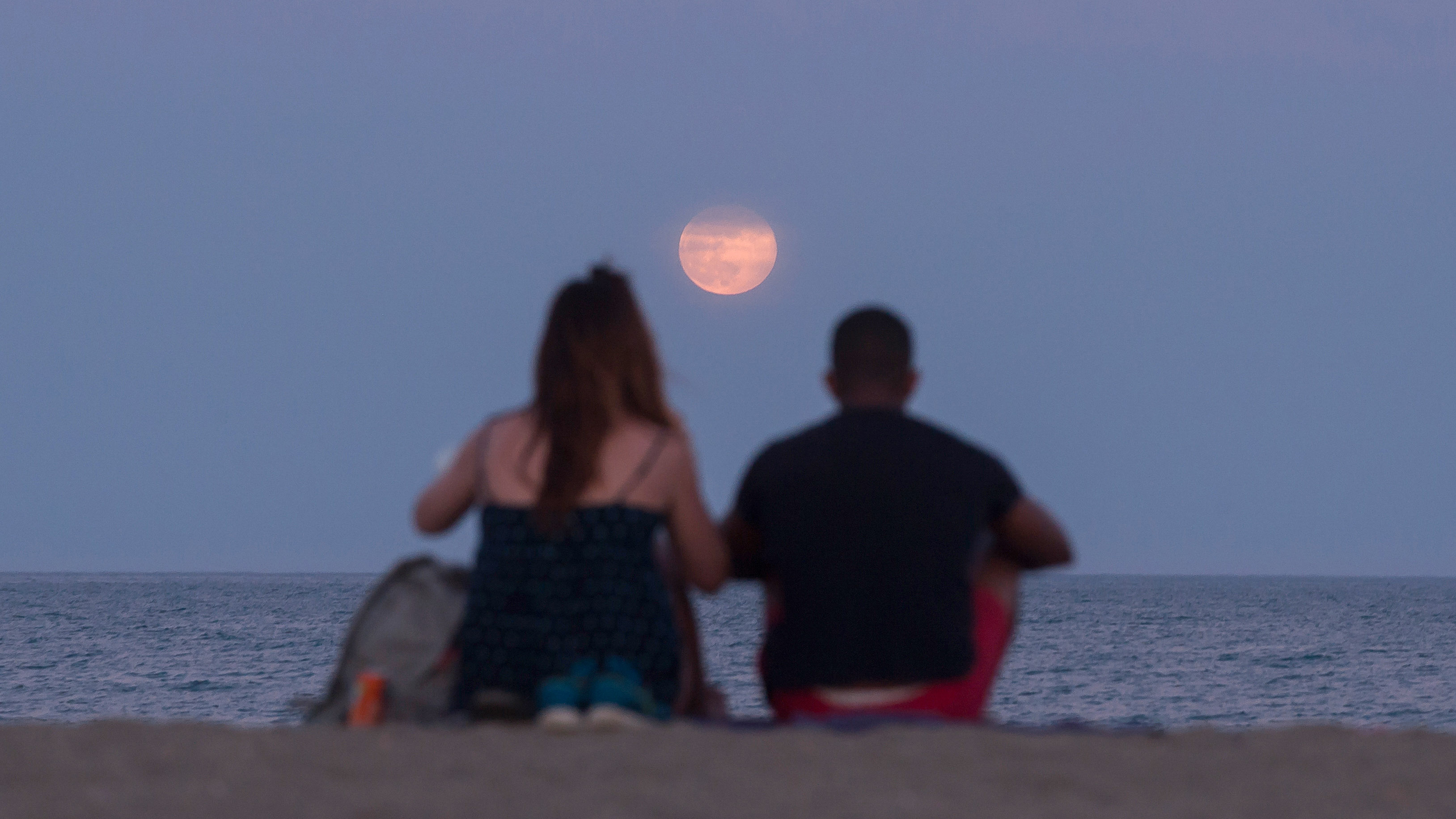 Superlua desta quinta-feira (24) será a última deste ano Superlua desta quinta-feira (24) será a última deste ano