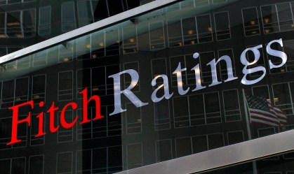 Fitch corta perspectiva do Brasil para 'negativa' por tensões políticas