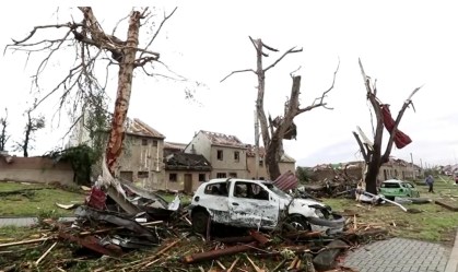 República Tcheca registra tornado com ventos de mais de 300 km/h; três morrem