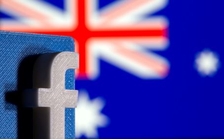Ilustração com o logo Facebook diante de uma bandeira da Austrália