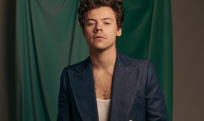 1 milhão de visualizações por hora: clipe de Harry Styles estreia como fenômeno